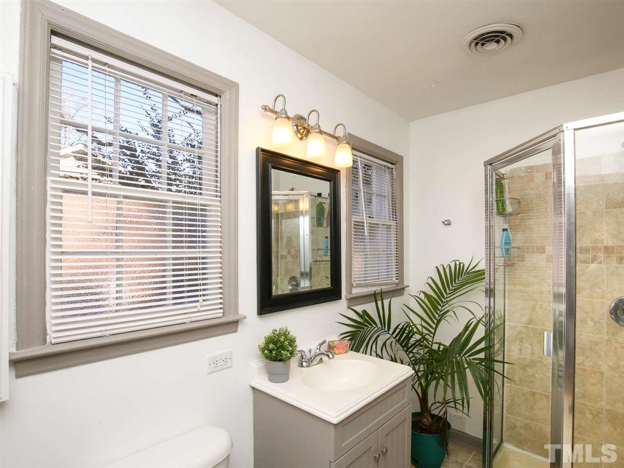 5608 Laniel Court Raleigh, NC 27612 - Photo 20 of 30
