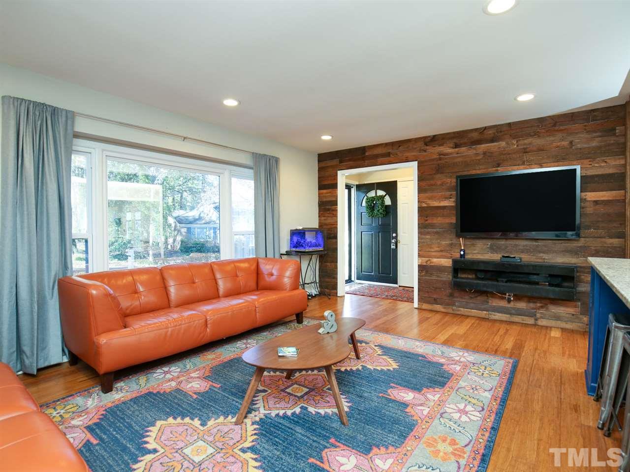 5608 Laniel Court Raleigh, NC 27612 - Photo 4 of 30