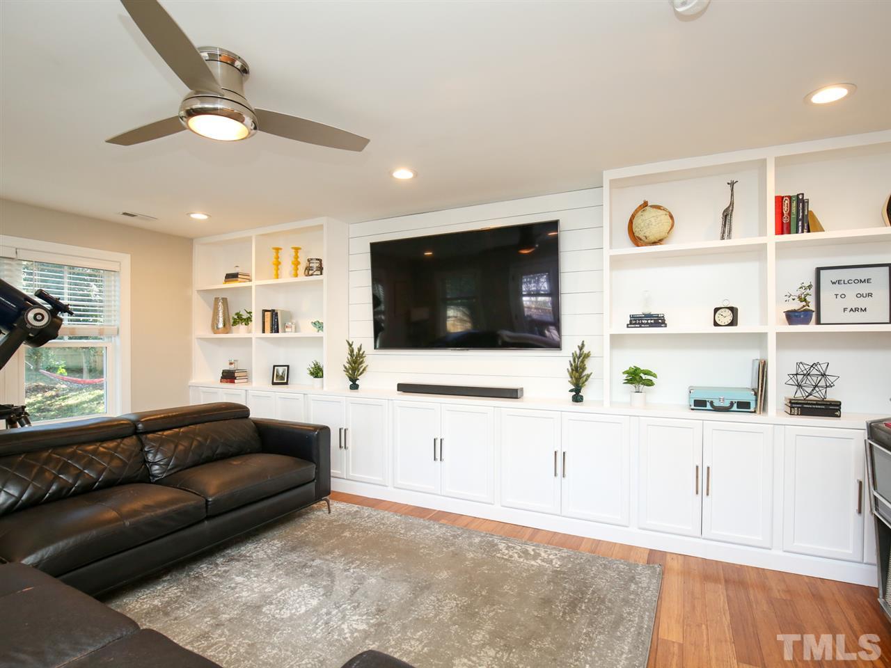 5608 Laniel Court Raleigh, NC 27612 - Photo 9 of 30