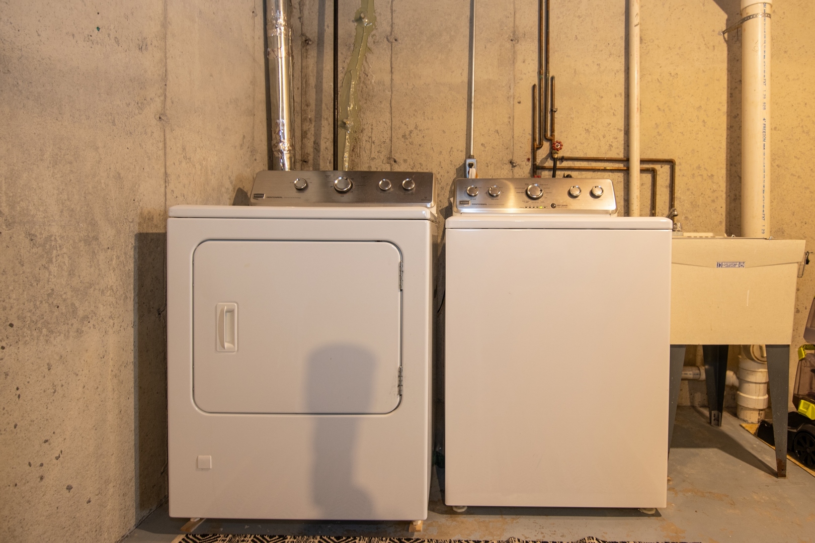 1213 Koster Court Geneva, IL 60134 - Photo 22 of 30 a utility room with dryer and washer