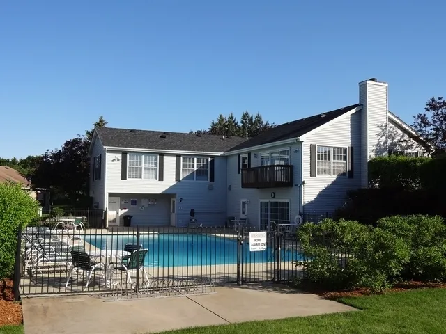 $310,000 | 1213 Koster Court, Geneva, IL 60134