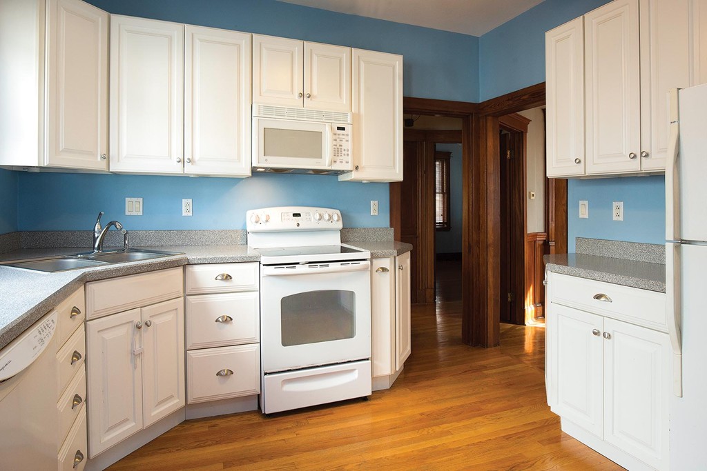 35 Redlands Road Boston, MA 02132 - Photo 3 of 5 Gallery Image 3