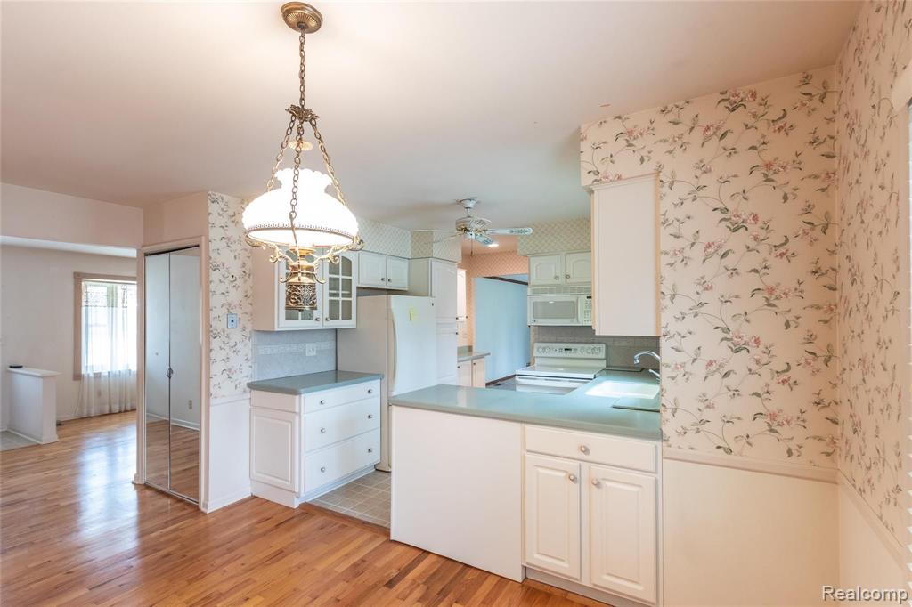 5184 Olde Saybrooke Road Grand Blanc, MI 48439 - Photo 14 of 32