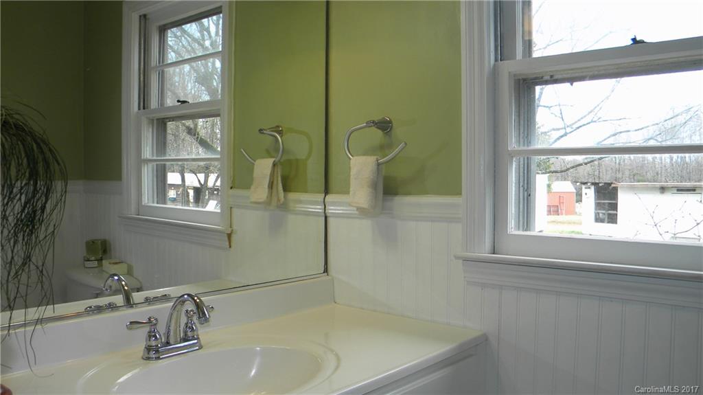 194 West Old Limestone Road York, SC 29745 - Photo 12 of 19 Gallery Image 12