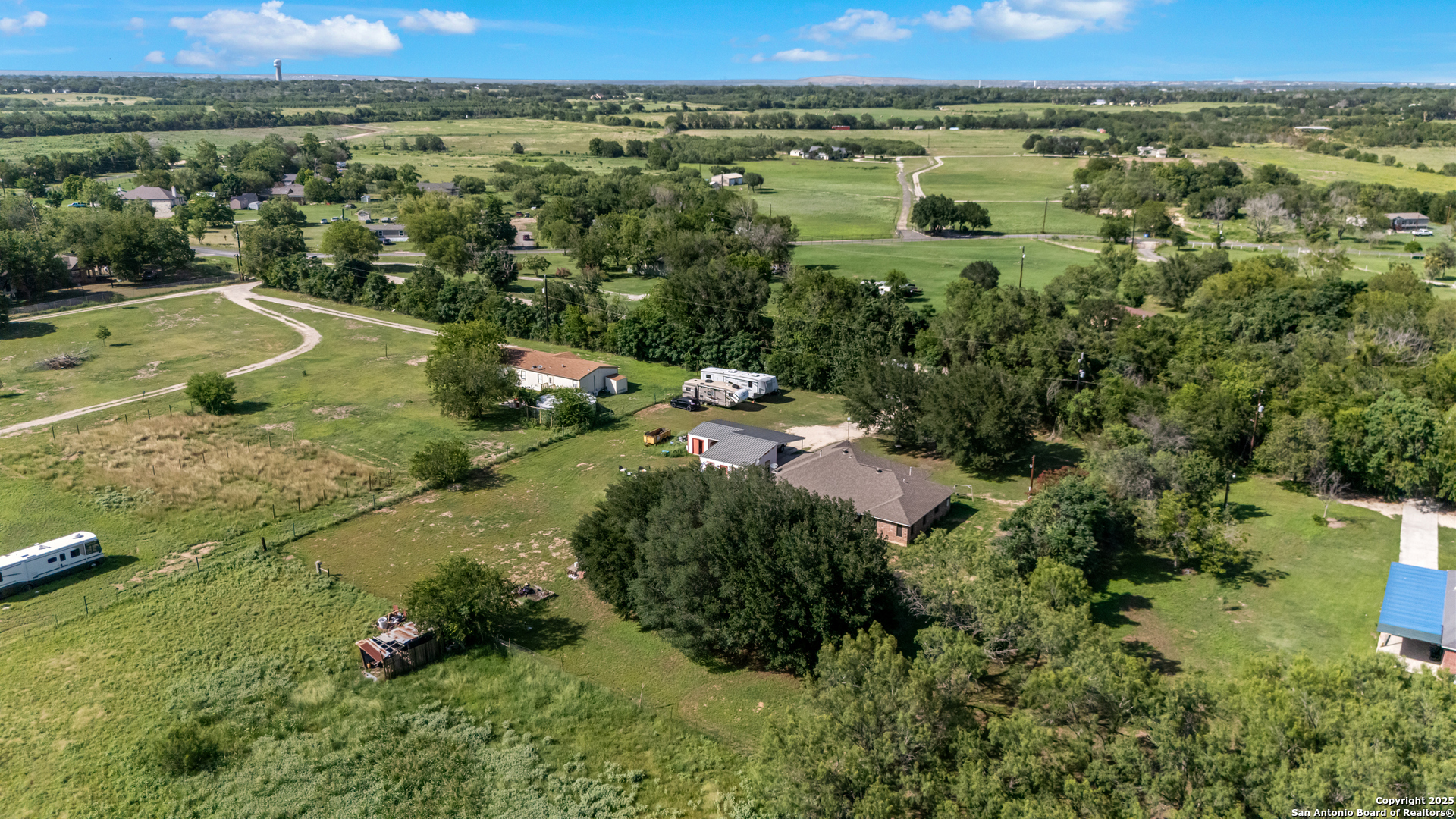 15563 South Skaggs Road Atascosa, TX 78002 - Photo 29 of 32