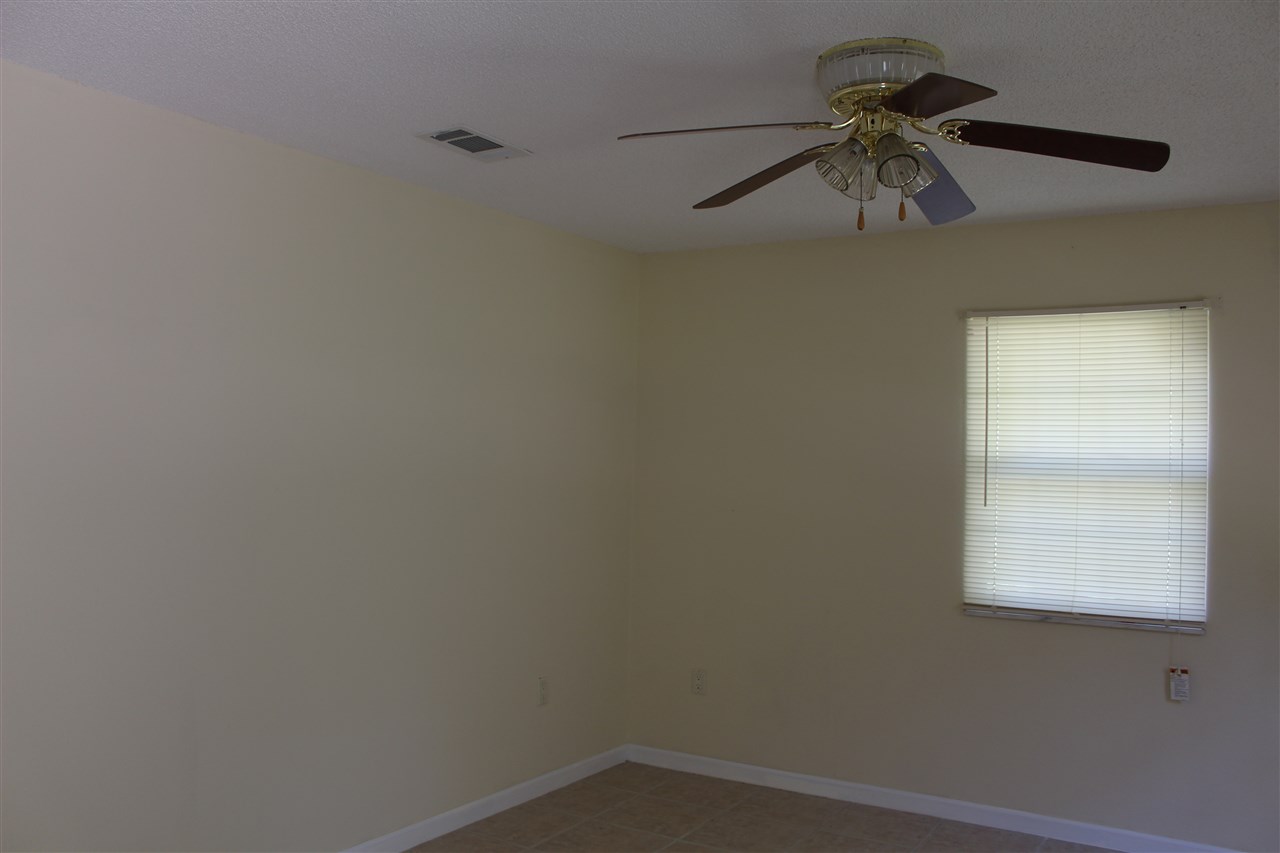 147 Southeast Old County Camp Road Madison, FL 32340 - Photo 2 of 18 Gallery Image 2