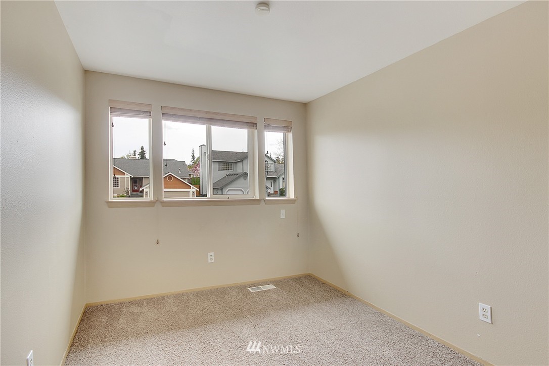 22809 Southeast 282nd Street Maple Valley, WA 98038 - Photo 21 of 25