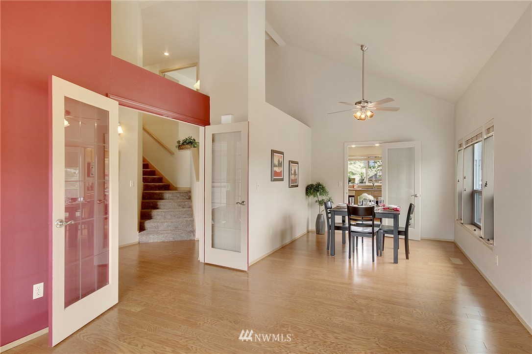 22809 Southeast 282nd Street Maple Valley, WA 98038 - Photo 5 of 25