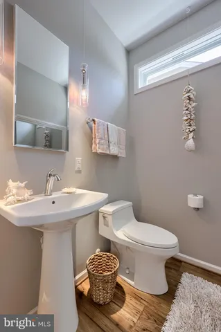 a close view of sink and tap