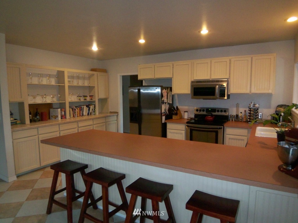 21829 3rd Avenue Southeast Bothell, WA 98021 - Photo 4 of 15
