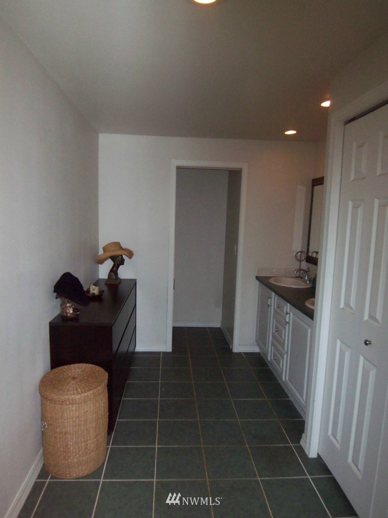 21829 3rd Avenue Southeast Bothell, WA 98021 - Photo 10 of 15
