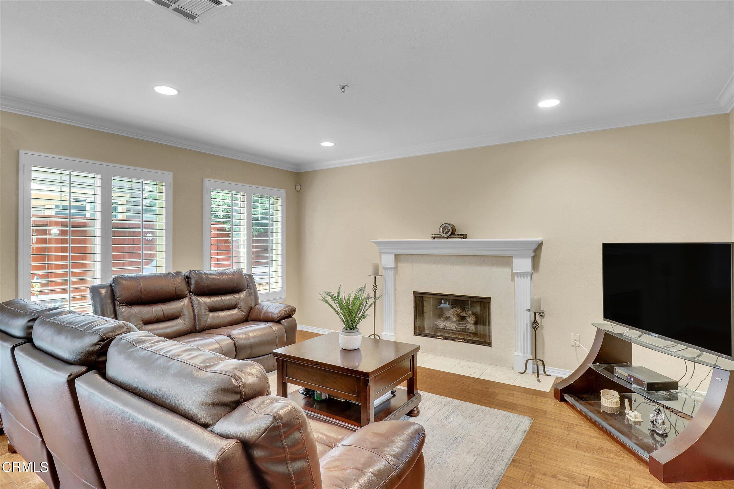 829 Sequoia Circle Monrovia, CA 91016 - Photo 8 of 42 08-829 Sequoia Circle-8