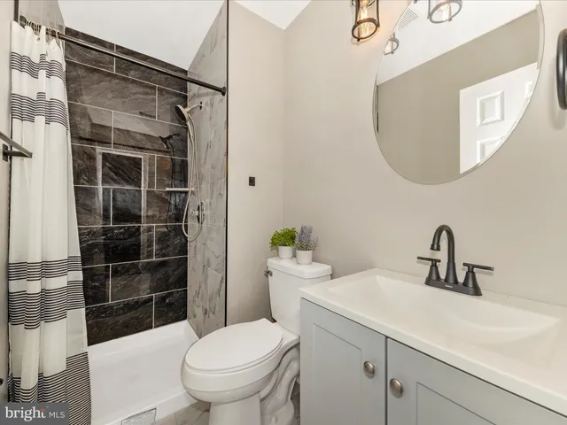 $449,990 | 14004 Daleshire Way, Unit 49, Burtonsville, MD 20866