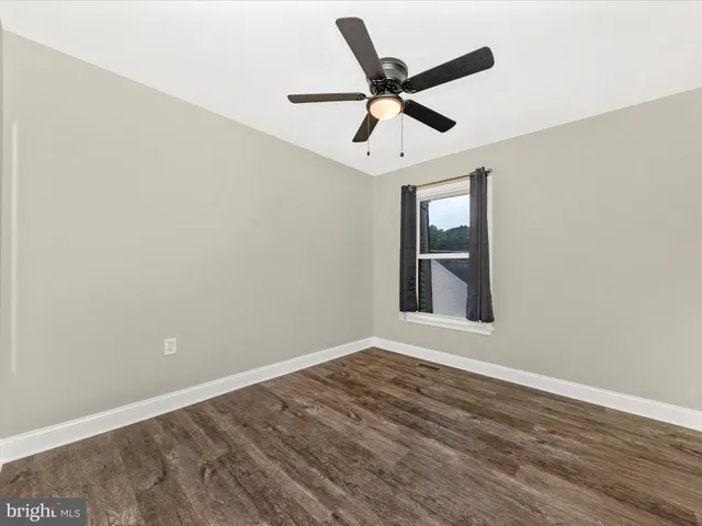 $449,990 | 14004 Daleshire Way, Unit 49, Burtonsville, MD 20866