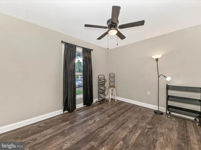 $449,990 | 14004 Daleshire Way, Unit 49, Burtonsville, MD 20866