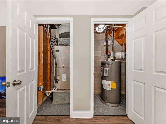 $449,990 | 14004 Daleshire Way, Unit 49, Burtonsville, MD 20866