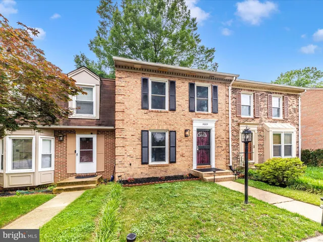 $449,990 | 14004 Daleshire Way, Unit 49, Burtonsville, MD 20866