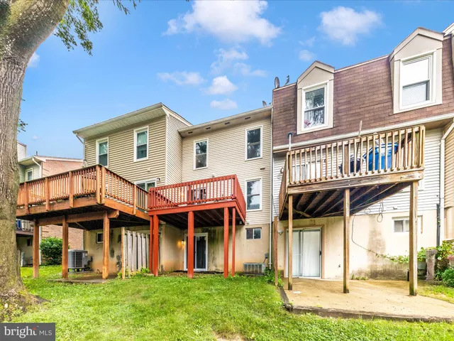 $449,990 | 14004 Daleshire Way, Unit 49, Burtonsville, MD 20866