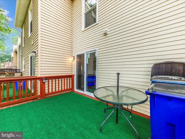 $449,990 | 14004 Daleshire Way, Unit 49, Burtonsville, MD 20866