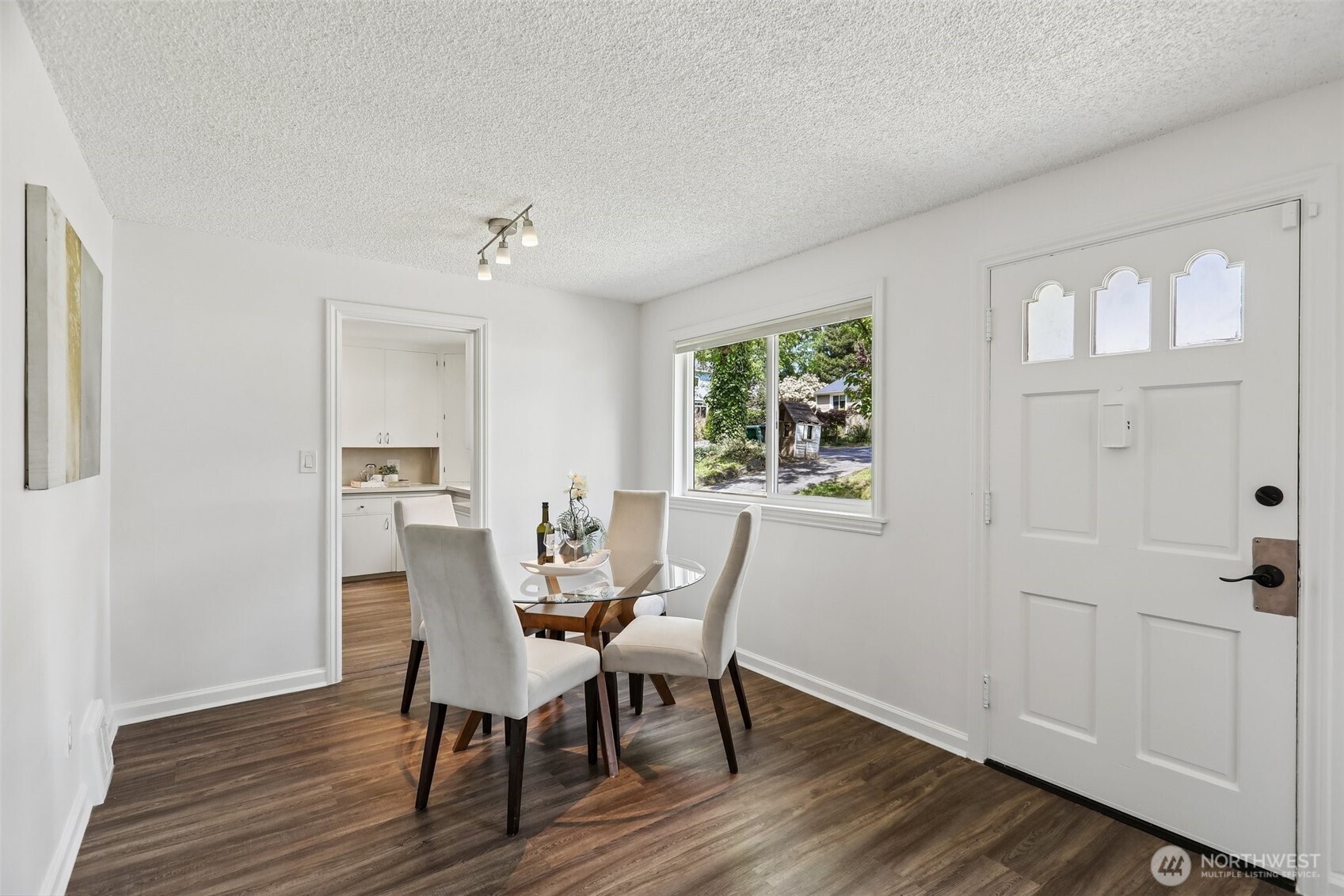 6745 18th Avenue Southwest Seattle, WA 98106 - Photo 11 of 33