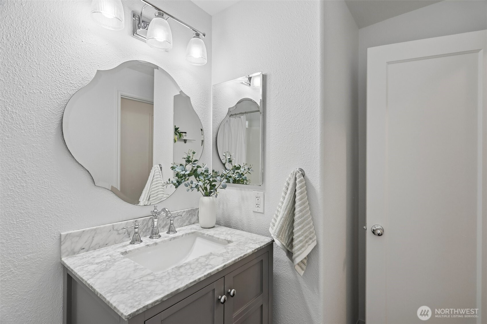 6745 18th Avenue Southwest Seattle, WA 98106 - Photo 9 of 33
