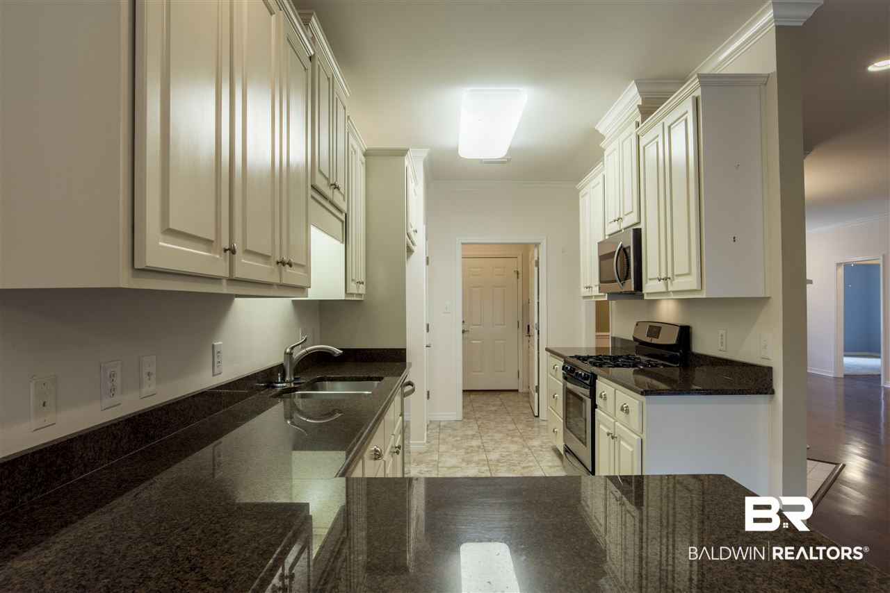 204 Divot Loop Fairhope, AL 36532 - Photo 7 of 27