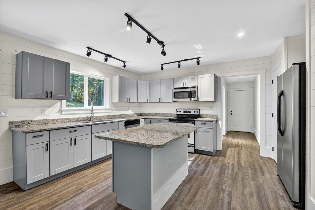 380 Hardscrabble Road Mineral Bluff, GA 30559 - Photo 46 of 75 Huge Walk In Pantry