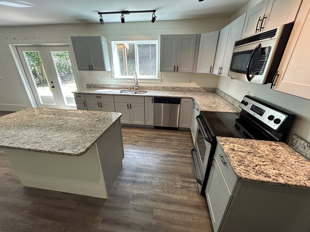 380 Hardscrabble Road Mineral Bluff, GA 30559 - Photo 8 of 75 Beautifully Remodeled Kitchen