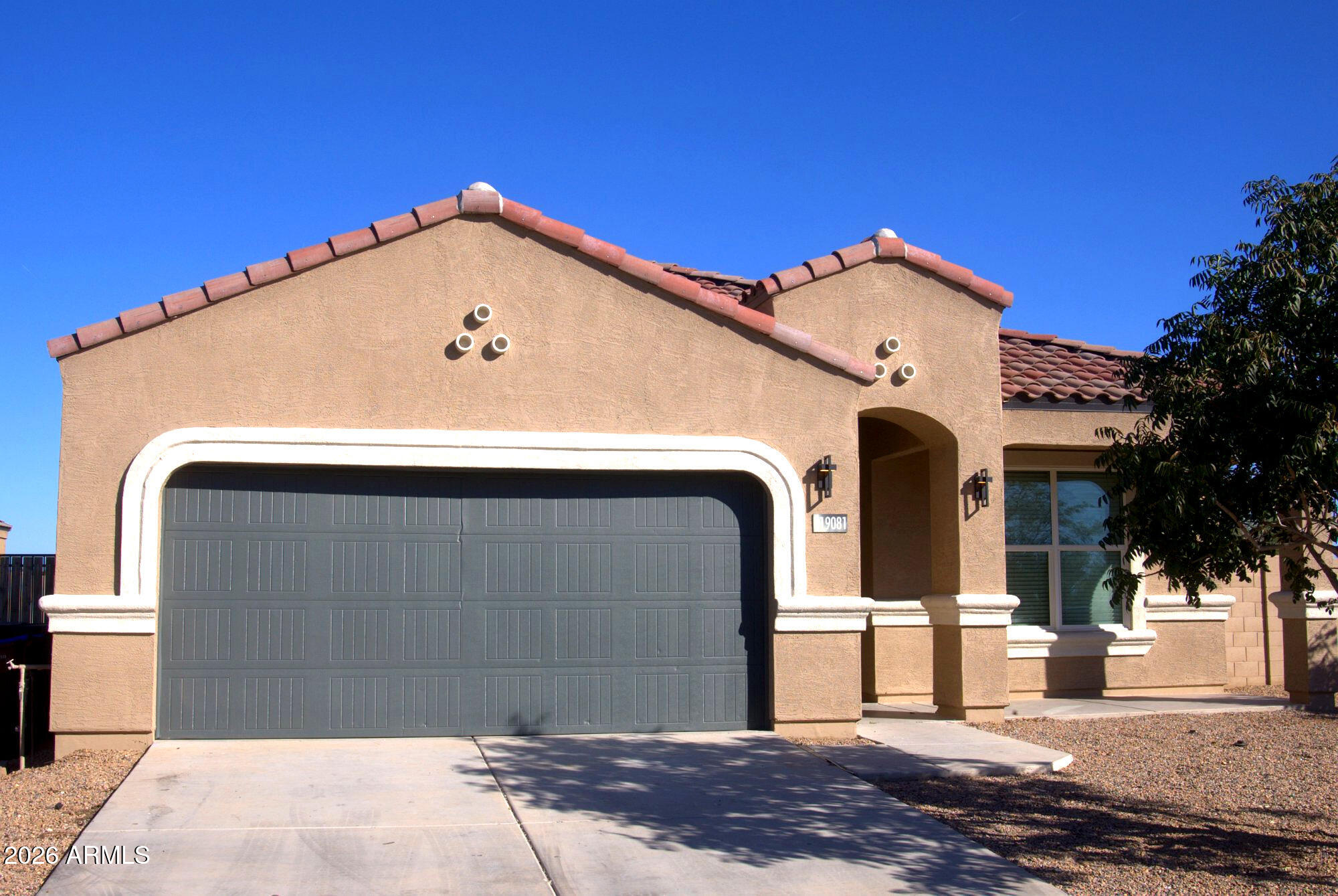 02_Front_Entry_Detail