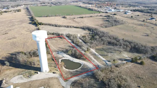 $395,000 | 239 Bh Cooke Lane, Van Alstyne, TX 75495