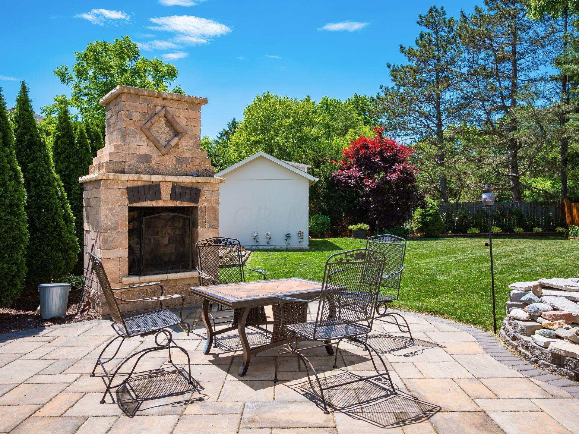 8087 Simfield Road Dublin, OH 43016 - Photo 33 of 39 Back Patio