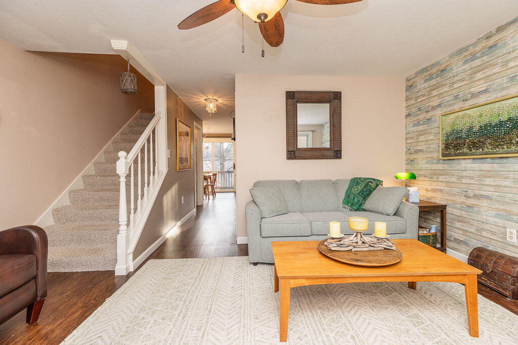 538 Main Street, Unit 4 Springvale, ME 04083 - Photo 10 of 24 _H7A8049