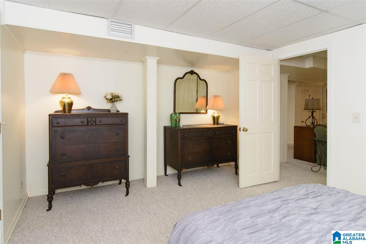 3735 Forest Run Road Birmingham, AL 35223 - Photo 43 of 48