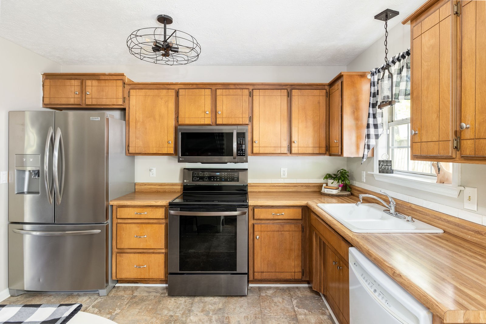 277 Fergus Road La Vergne, TN 37086 - Photo 6 of 30