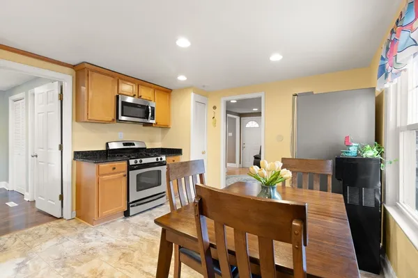 $479,900 | 64 Bradstreet Avenue, Lowell, MA 01851