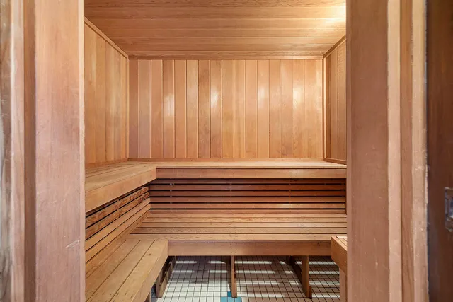 $12,500 | 4407 Woodfield Boulevard, Boca Raton, FL 33434