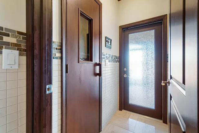 $12,500 | 4407 Woodfield Boulevard, Boca Raton, FL 33434