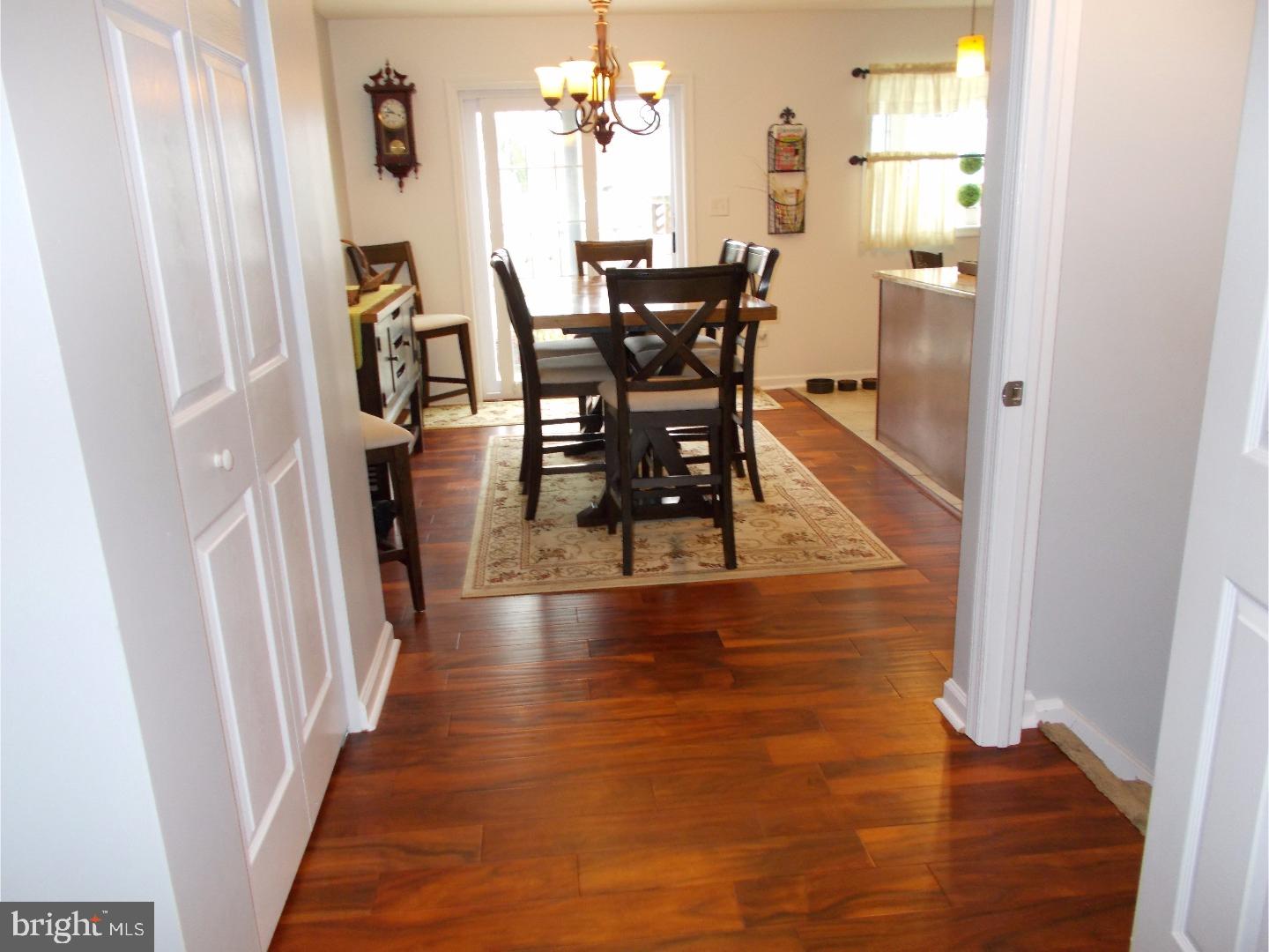 3573 Brookview Road Philadelphia, PA 19154 - Photo 6 of 25 Gallery Image 6