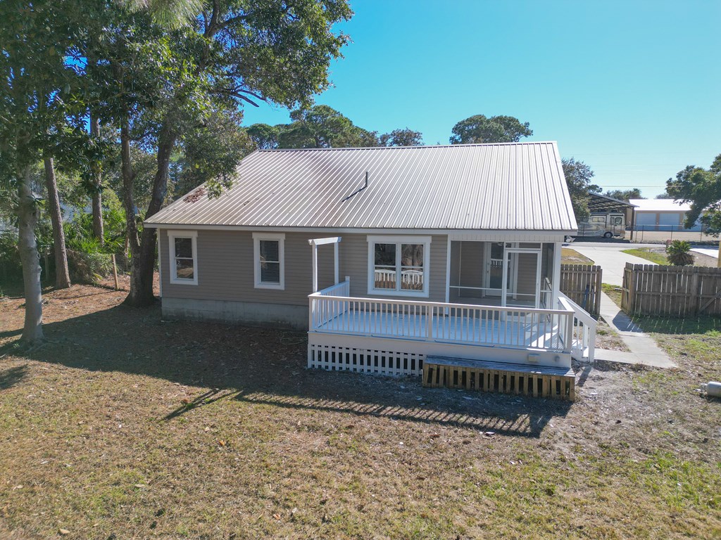119 Old Ferry Dock Road Eastpoint, FL 32328 - Photo 3 of 48