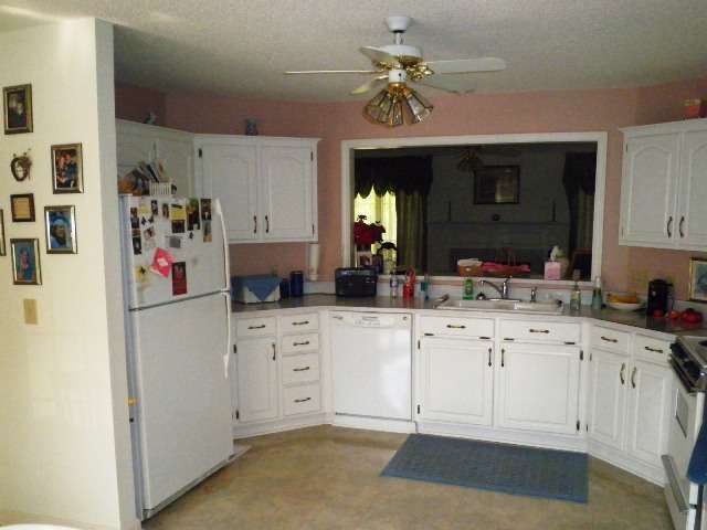 2607 Dog Leg Lane Seneca, SC 29678 - Photo 8 of 25