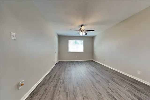 $2,200 | 29439 Fox River Drive, Spring, TX 77386