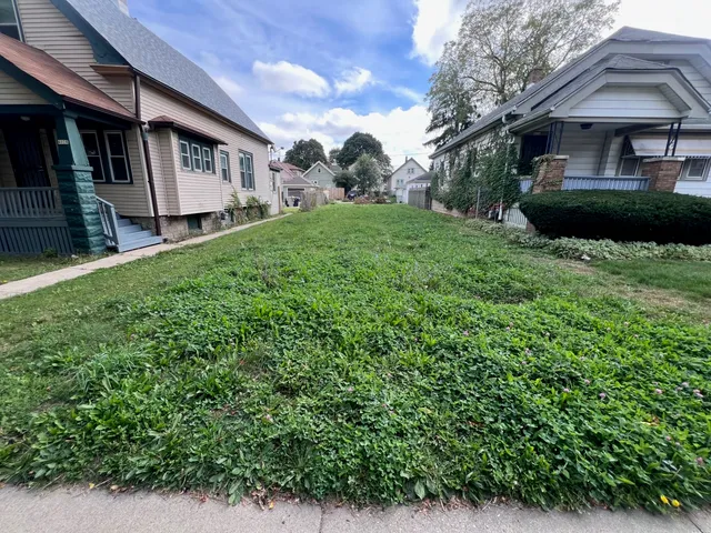 $17,000 | 4024 North 19th Street, Milwaukee, WI 53209