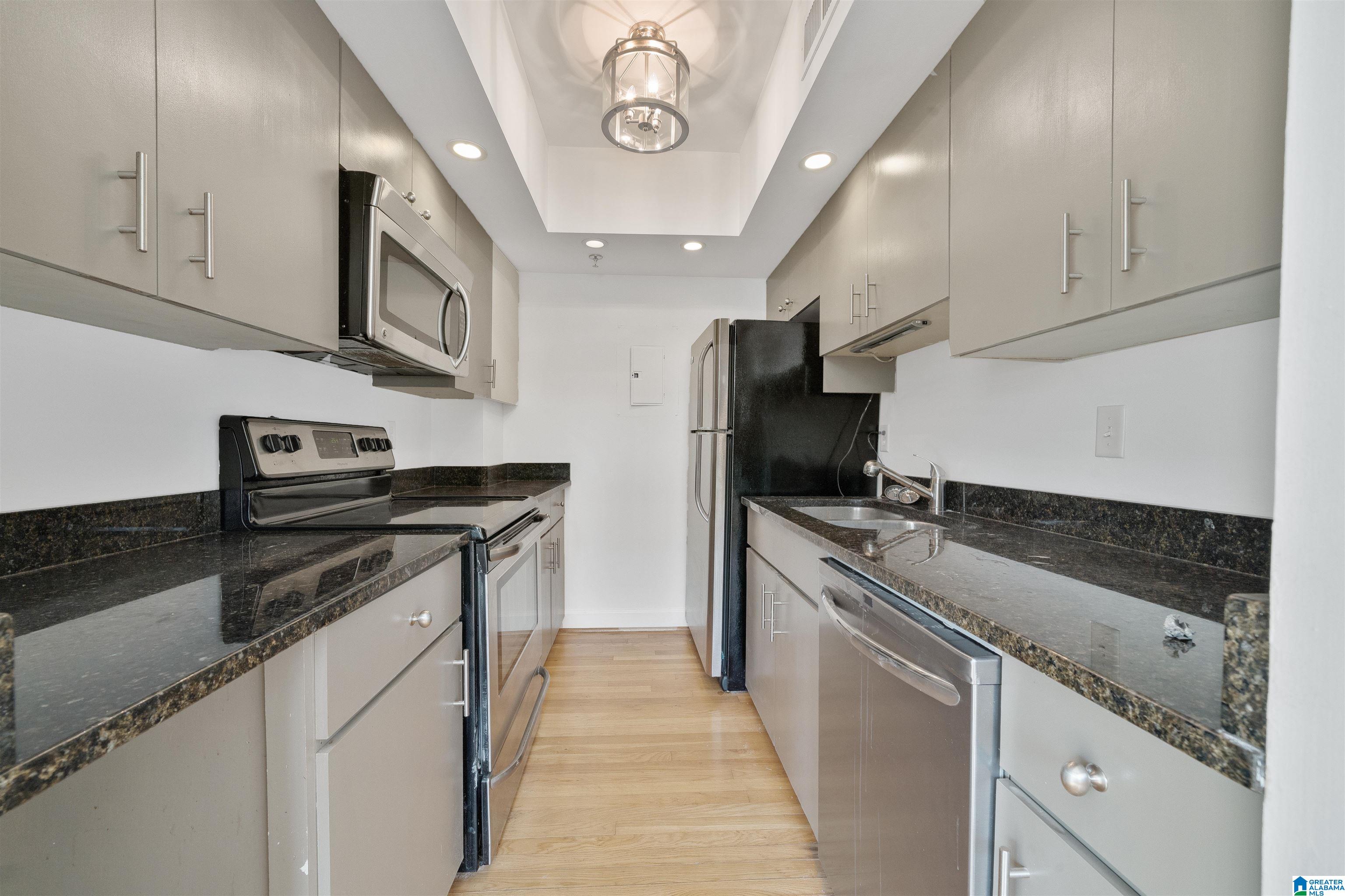 1100 27th Street South, Unit 402 Birmingham, AL 35205 - Photo 7 of 34