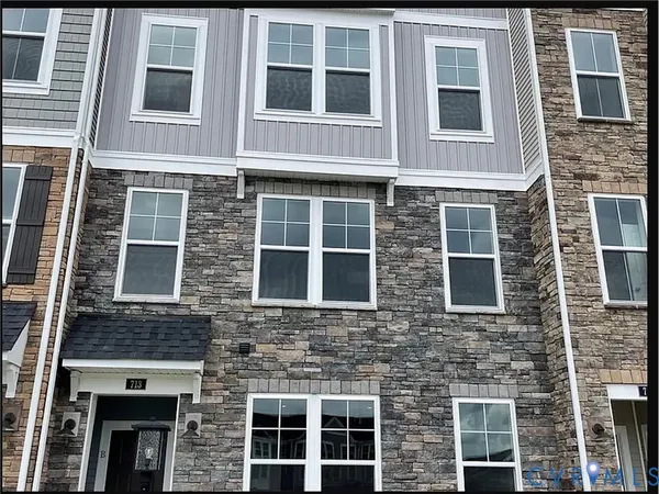 $2,450 | 713 McCormick Farm Drive, Unit A, Glen Allen, VA 23060