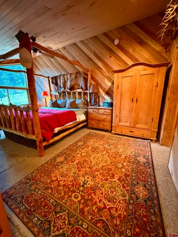 a view of an outdoor space