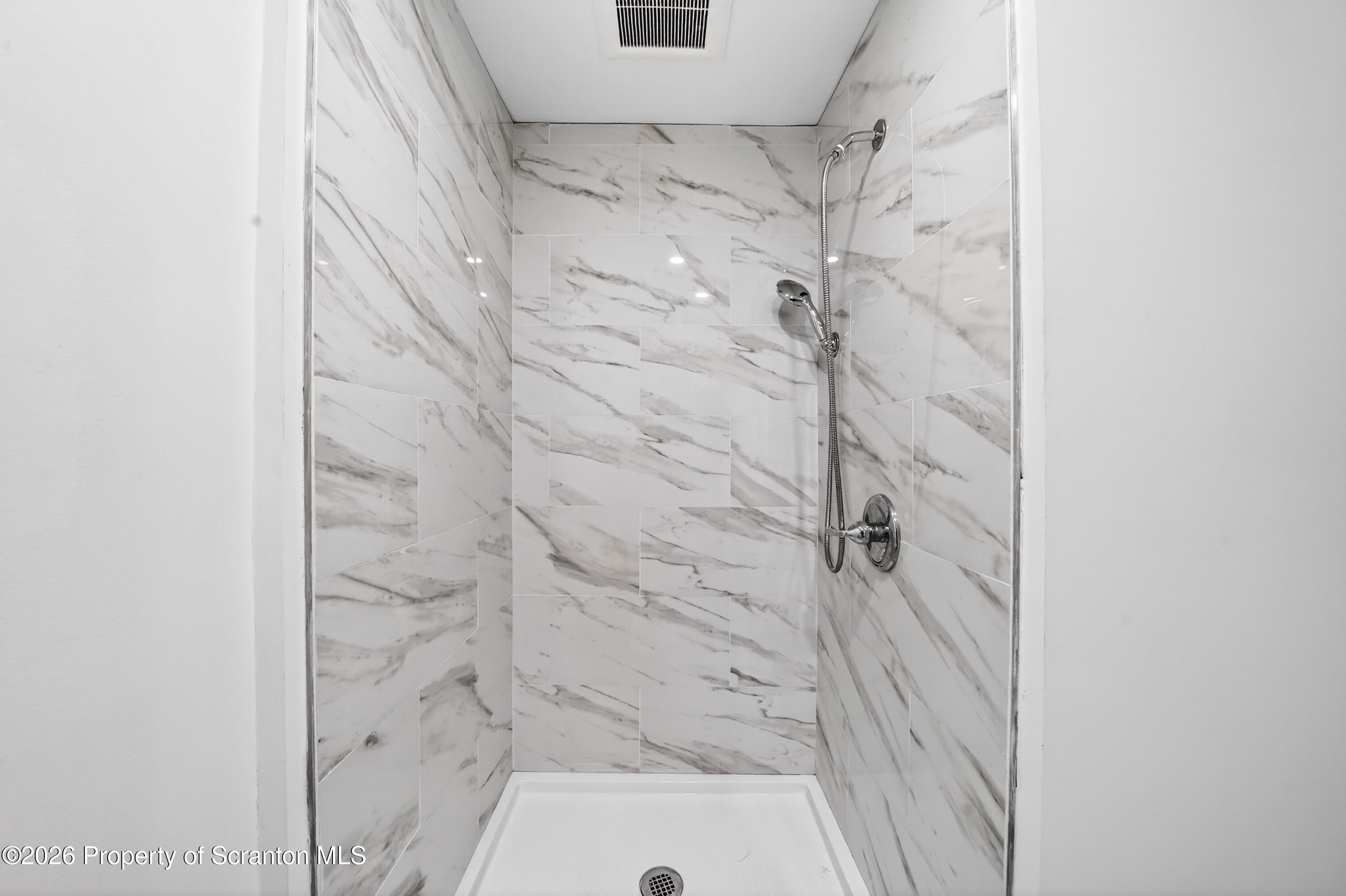 1206 Cherry Lane Road East Stroudsburg, PA 18301 - Photo 28 of 64 037_DSC05151