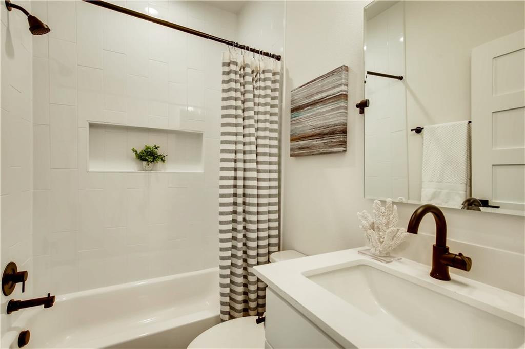 1108 Walton Lane, Unit A Austin, TX 78721 - Photo 19 of 27