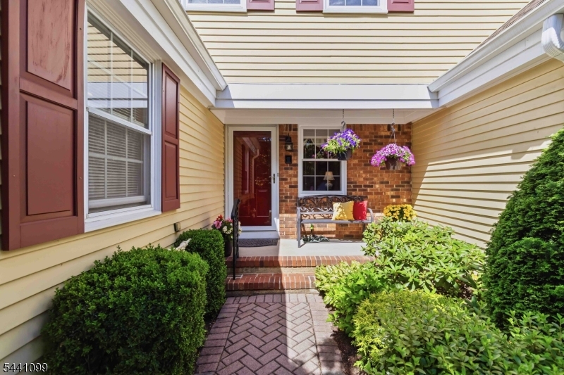 47 Independence Way Morristown, NJ 07960 - Photo 2 of 29