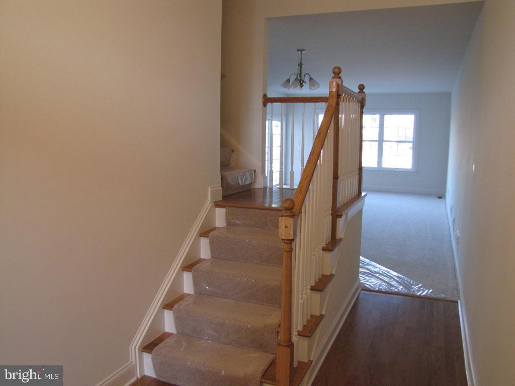 119 Baneberry Lane, Unit 46 Lititz, PA 17543 - Photo 3 of 6