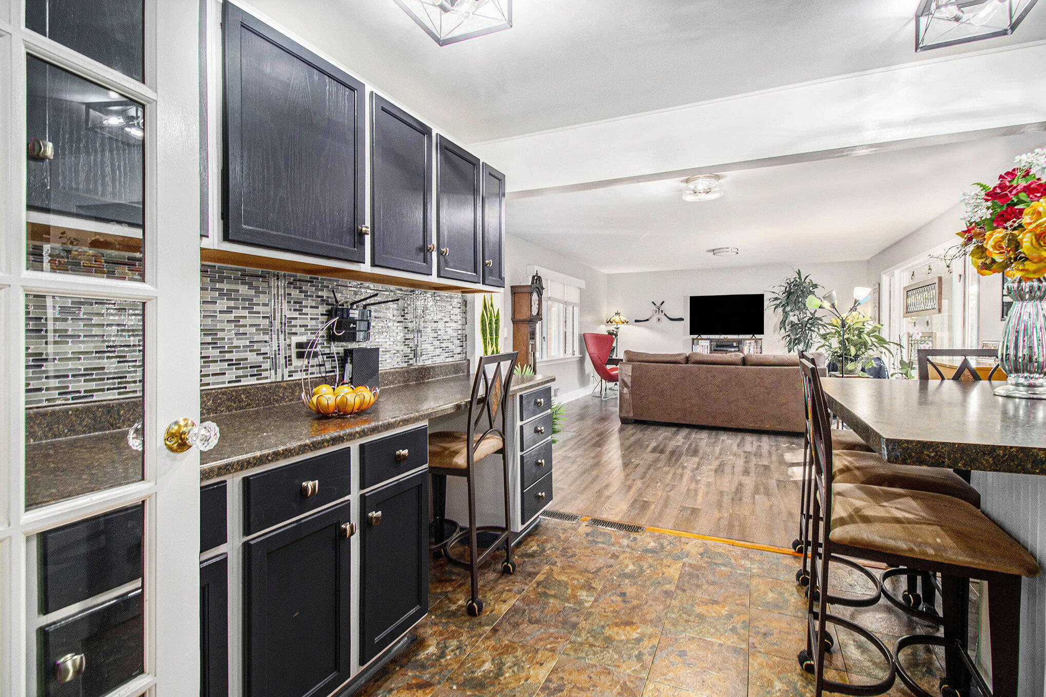 3725 Olney Road Kalamazoo, MI 49006 - Photo 8 of 26 009_file_816
